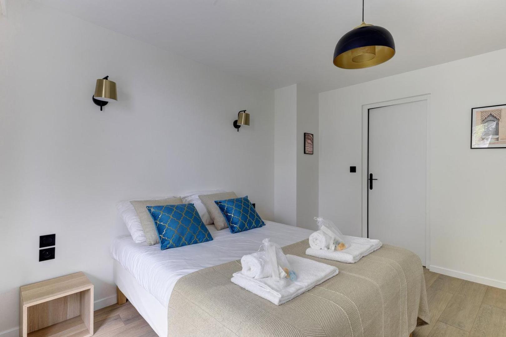 322 Suite Fes - Superb Apartment Suresnes Exterior foto